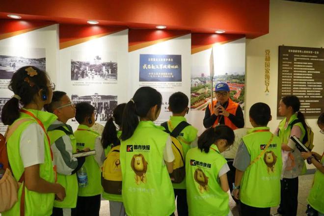 狮子精品夏令营 探访武汉大学、华中科大参观黄鹤楼、湖北省博物馆春假爆款武汉名校夏令营开启报名(图3)