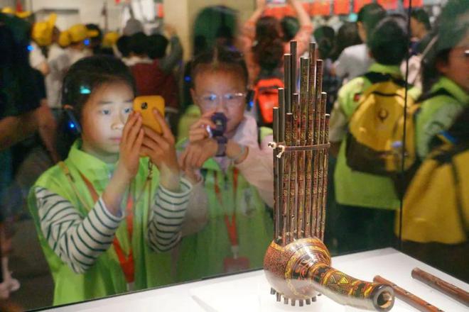 狮子精品夏令营 探访武汉大学、华中科大参观黄鹤楼、湖北省博物馆春假爆款武汉名校夏令营开启报名(图29)