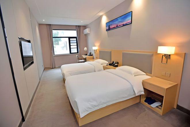 狮子精品夏令营 探访武汉大学、华中科大参观黄鹤楼、湖北省博物馆春假爆款武汉名校夏令营开启报名(图37)