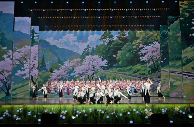 全国千余名青少年儿童登上国家大剧院舞台庆“六一”