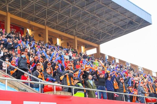 “萤河计划”乐队闪耀“渝超”赛场每个孩子都是最亮的星！(图4)